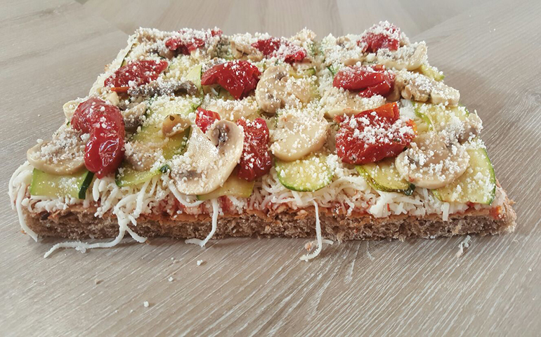 foto di una pizza sfiziosa